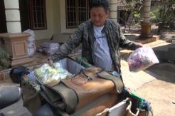 Pulang Mengajar, Guru...