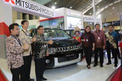 Mitsubishi Suguhkan Delica Royal di Makassar