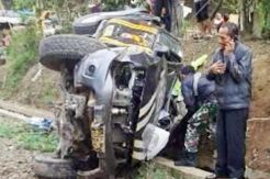 Pulang Kawal Demo Buruh, Mobil Kapolsek Ditabrak Kereta