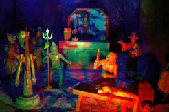 Seramnya Gambaran Neraka di Haw Par Villa, Singapura