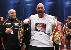 Angka-angka Menarik saat Tyson Robohkan Klitschko