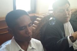 Polisi Temukan Baju...