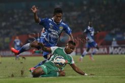 Persib Bandung Terjebak Situasi Sulit Lawan PSMS Medan