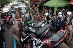 Denda Rp250.000, DPRD DKI: Sosialisasi Agar Tidak Jadi Kebijakan Gagal