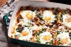 Resep Sarapan Mudah, Telur Bayam Jamur Panggang