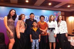 Ayu Dewi Akui Anaknya...