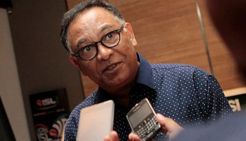 Nasib Laga Surabaya United vs Arema Cronus Belum Jelas