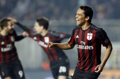 Sempat Tertinggal, Milan Tundukkan Frosisone 4-2