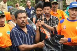 Nelayan Tadette Temukan 7 Korban Tewas KM Marina
