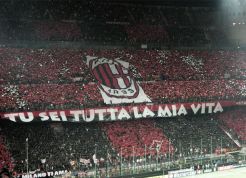 Incar 4 Gelandang, Siapa yang Didapatkan Milan?