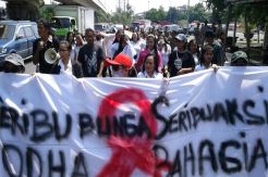 Ajak Warga Peduli HIV/AIDS, PSK Turun ke Jalan
