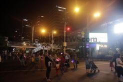Warga Mulai Berdatangan ke Jalan MH Thamrin