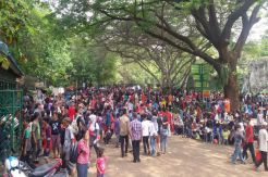 Ragunan Dipadati Ribuan Pengunjung, 8 Bocah Hilang