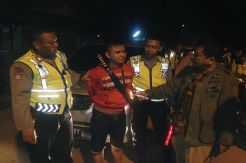 Polisi Amakan Pemuda Pembawa Samurai saat Tawuran