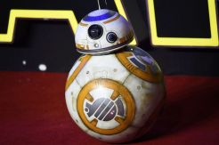 Lampaui Titanic, Star Wars: The Force Awakens Incar Rekor Avatar