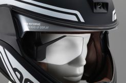Helm BMW Dilengkapi Teknologi Head Up Display