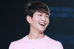 Salah Cantumkan Nama, Onew Jadi Leader Red Velvet