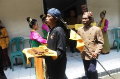 Melihat Tradisi Jamasan Pusaka Peninggalan Kerajaan Galuh