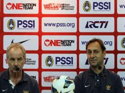 Mantan Asisten Alfred Riedl Tunggu Sinyal Hijau Latih PSM