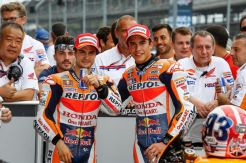 Bos Honda Isyaratkan Perpanjang Kontrak Pedrosa-Marquez