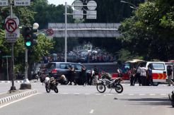 Bom di Sarinah, Bandara Soetta Status Kuning