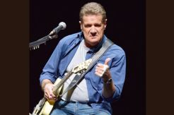 Gitaris The Eagles, Glenn Frey, Tutup Usia akibat Usus Akut