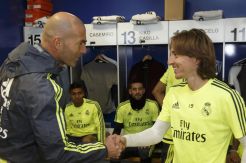 Penggawa Madrid Terus Puji Zidane