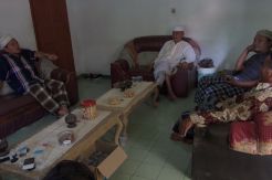 Ulama Minta Ahmad Muhazan Dimakamkan di Tanah Sendiri, Bukan di TPU
