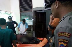 Jasad 2 Anggota Brimob yang Tewas di Kebun Sawit Dibawa Keluarga