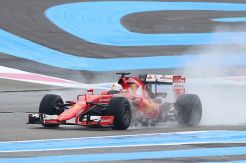 Vettel Tercepat di Uji Coba Pertama F1 2016