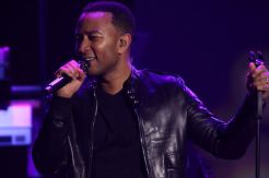 John Legend Kini Beralih ke Dunia Teater