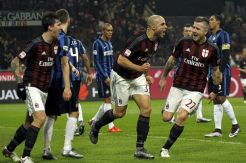 Milan Benamkan Inter dalam Krisis