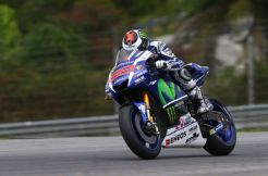 Lorenzo Tutup Ujicoba Sepang dengan Asapi Rossi