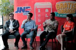 Shopee, Mobile Marketplace...