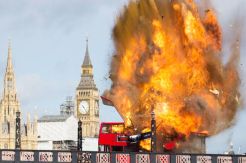 Ouchh...Bus Explodes on London Bridge