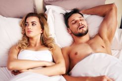 Suamiku cuma Berpikir Dirinya, Aku tak Pernah Puas Secara Seksual