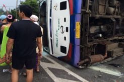 Kecelakaan di Puncak Tewaskan 2 Orang & 35 Korban Luka-luka