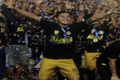 Damba Gelandang Petarung,...