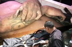 Pria Bertato Sexy Road Tewas di Selokan