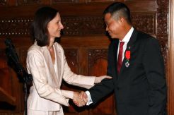 Menhub Jonan Raih Penghargaan Legion d Honneur