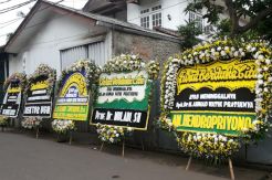 Sakit Kelenjar, Almarhum Ahmad Watik Sempat Jalani Perawatan