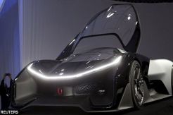 James Bond Akan Kendarai Mobil Listrik
