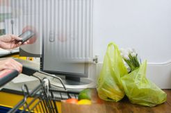 Kantong Plastik Berbayar Baru Sebatas Uji Coba