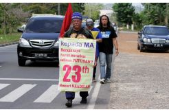 Indra Azwan Pencari Keadilan dari Malang Sampai di Batam