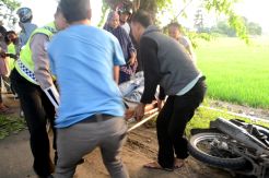 Motor Hantam Truk Parkir, Haswandi Tewas