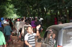 Hujan Deras Bubarkan Aksi Warga di Tulangbawang Lampung