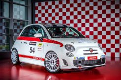 Abarth Lakukan Modifikasi 595 OT untuk Ikut Ajang Balap