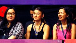 Pesona Agnez Mo di Laga...