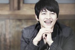 Descendants of the Sun Roketkan Popularitas Song Joong Ki
