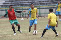 Persegres Terpaksa Bangun Kekuatan dari Nol, Mengapa?